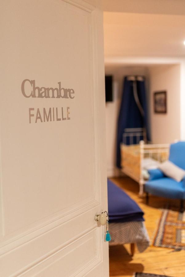 Bed and Breakfast Le Manoir Des Breholles Goustranville Esterno foto